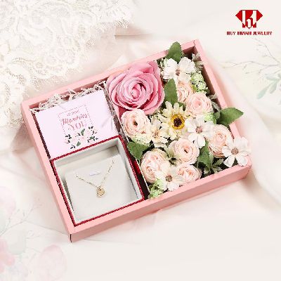 Những ngày tặng quà cho người yêu - Bí quyết làm trái tim thêm ngọt ngào và gắn kết bền lâu