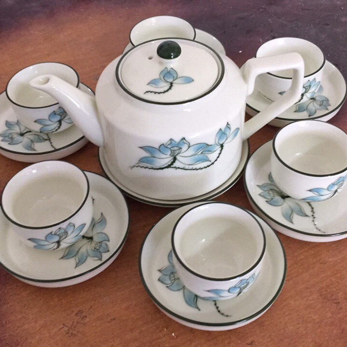 Khám phá lễ hội và truyền thống liên quan đến ấm chén gốm sứ